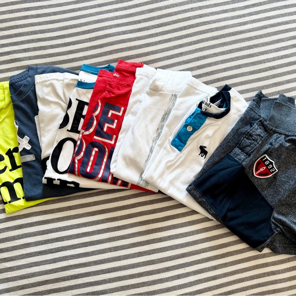Lot of 7 Abercrombie Kids Short Sleeved T-shirts size 9-10.